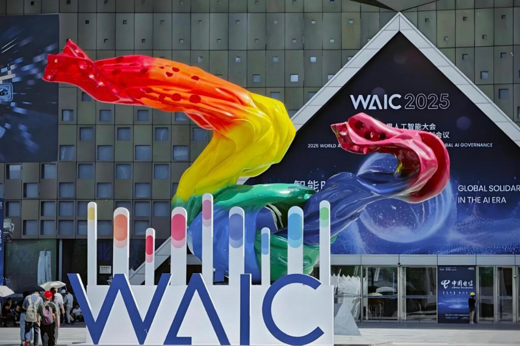WAIC 2025의 휴머노이드 로보틱스 동향: 로봇 관절용 고토크 마이크로모터가 주류로 부상