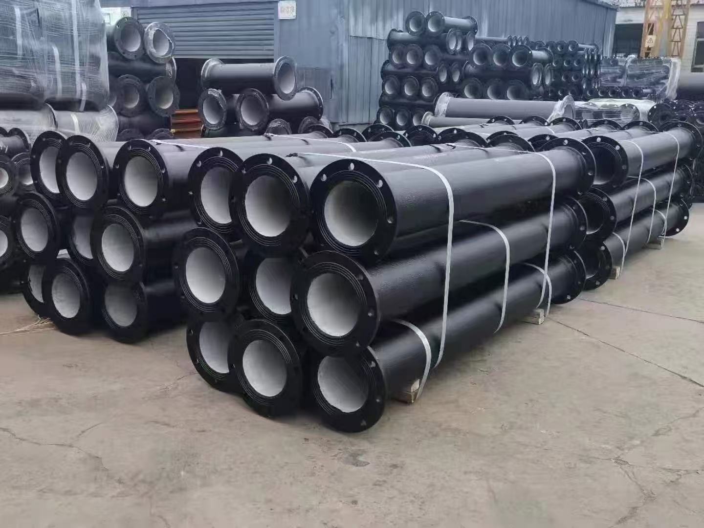 Ống gang dẻo hai mặt bích