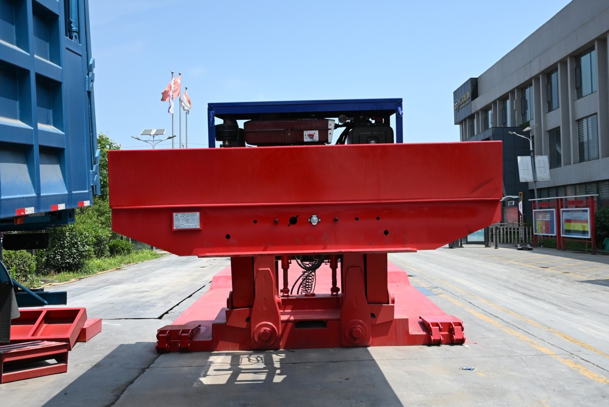 Unit Daya Hidraulik Diesel Depan
