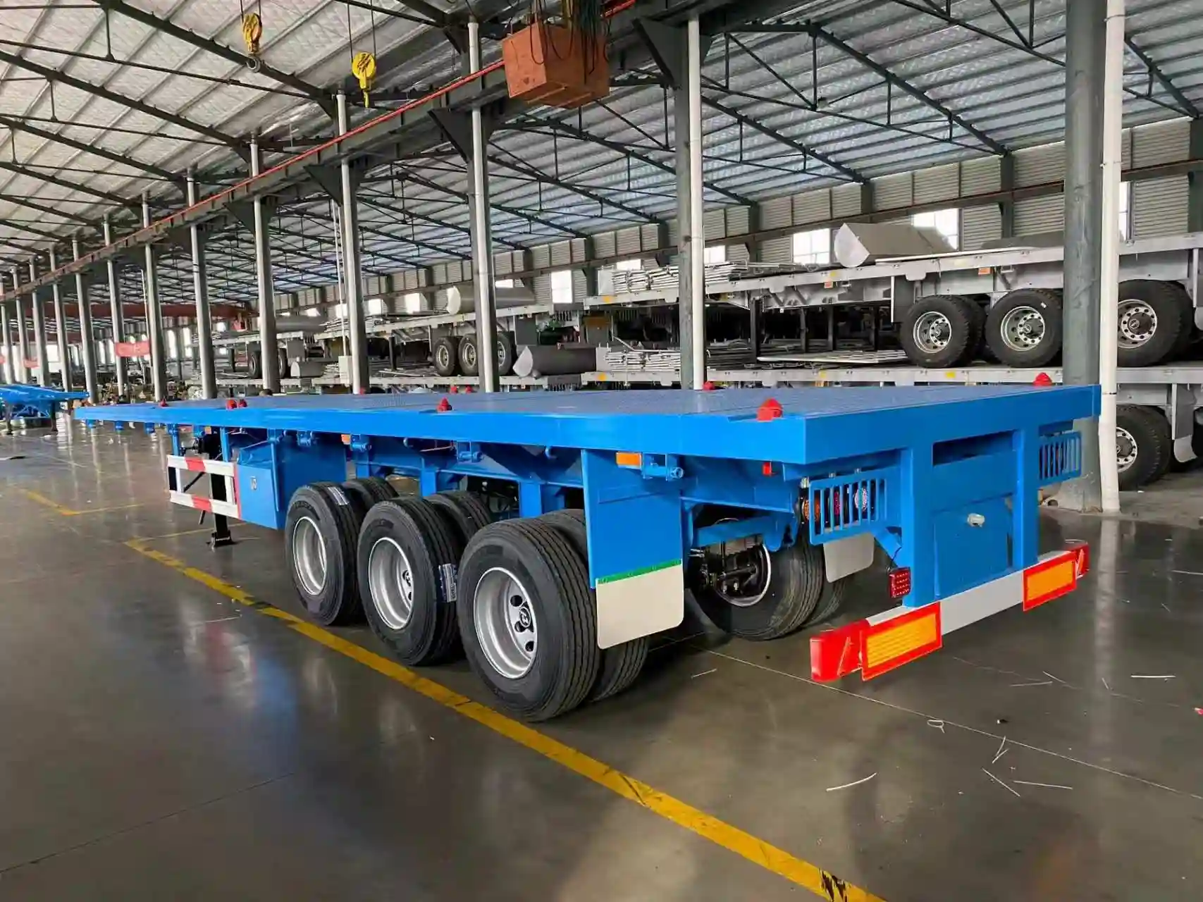 Semi-Trailer Flatbed 3 Gandar