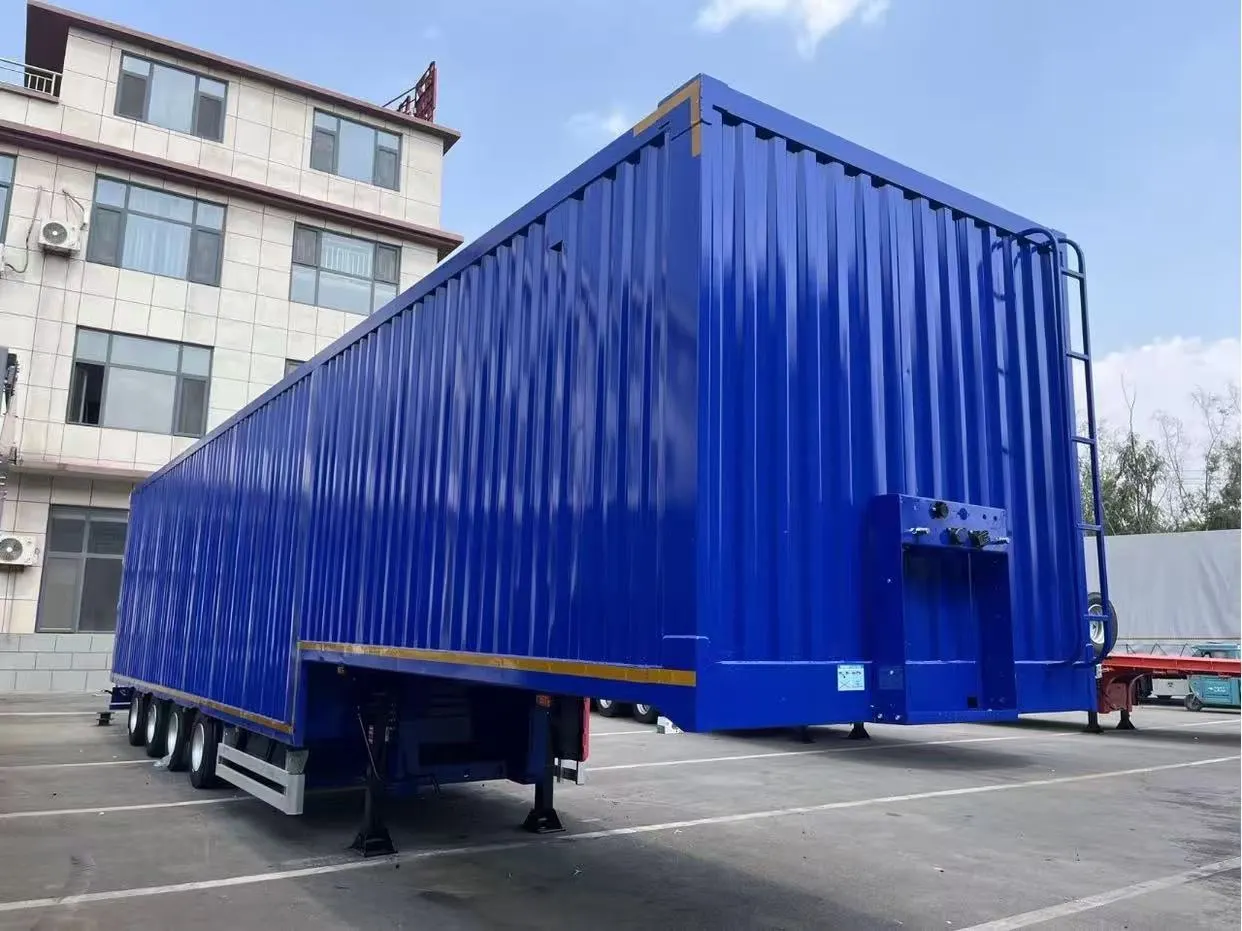 Semi-Trailer Boks 4 Sumbu