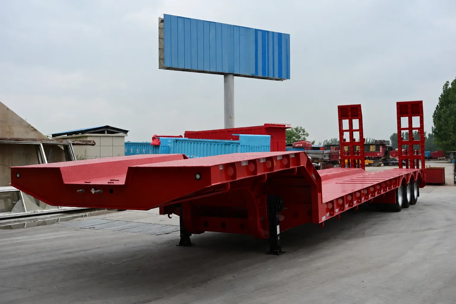 Katup pengaman apa yang harus ditentukan untuk tanker bahan bakar gooseneck 3 gandar 60000L