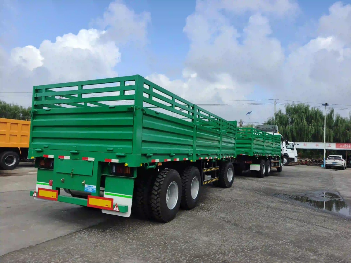 3-Axle Fence Drawbar Trailer 3-Axle Fence Drawbar Trailer