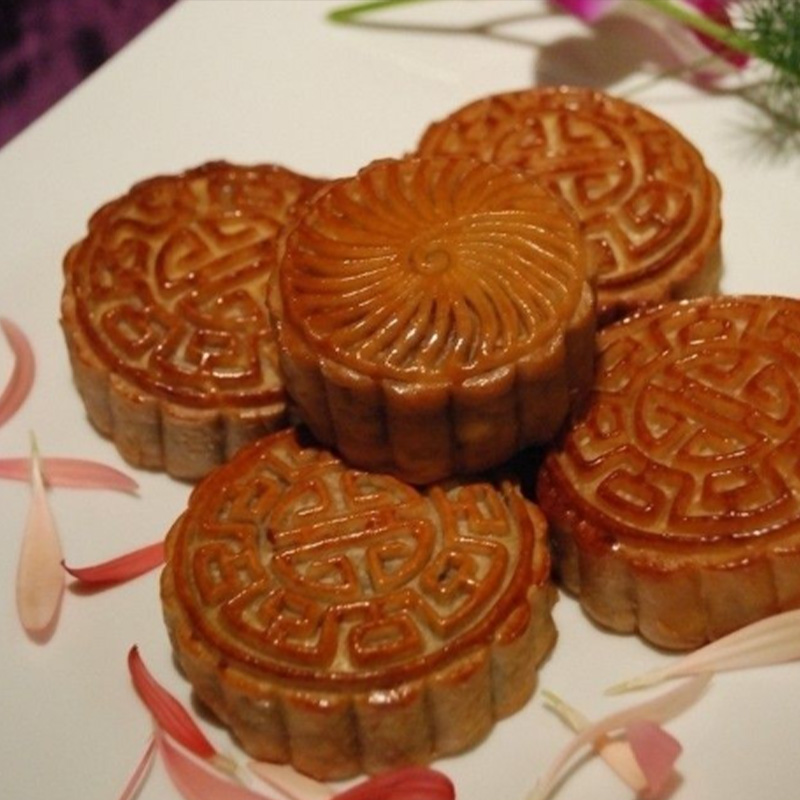 Cantonese Mooncake