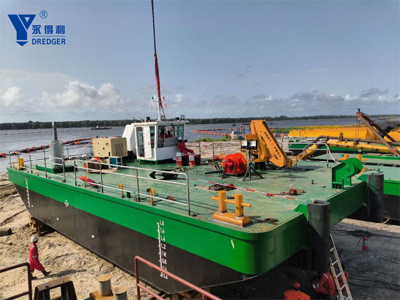 เรือบริการ