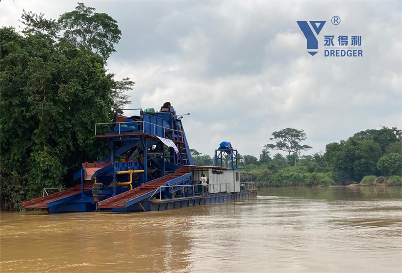 เรือขุดทองเพชรแบบโซ่ถัง 150TPH
