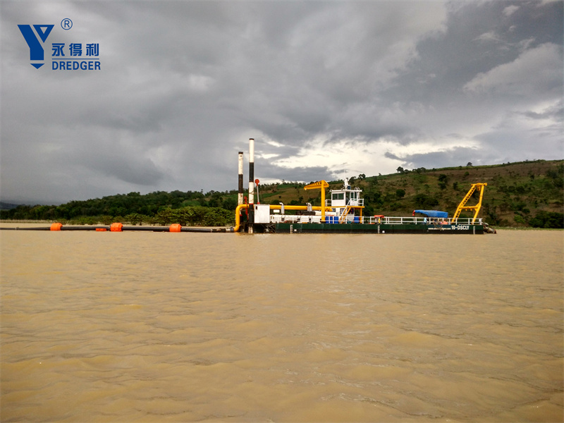 เรือขุดดูดตัด YLCSD400