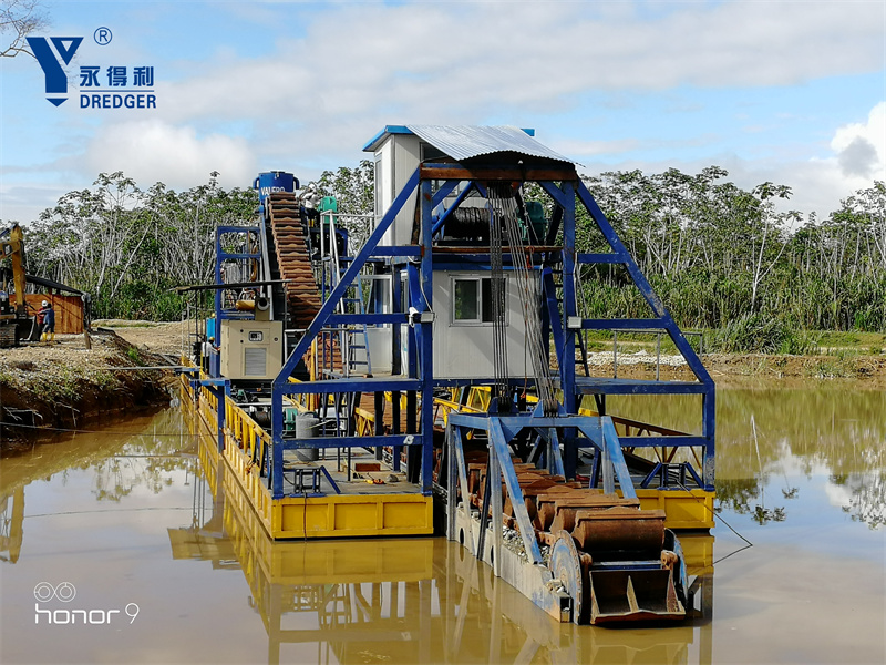 เรือขุดทองแบบโซ่ถัง