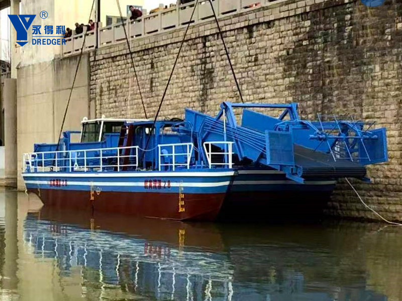 เรือทำความสะอาดน้ำ