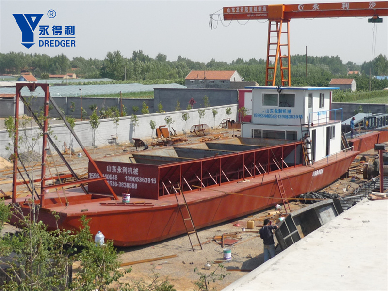 เรือบรรทุกทราย