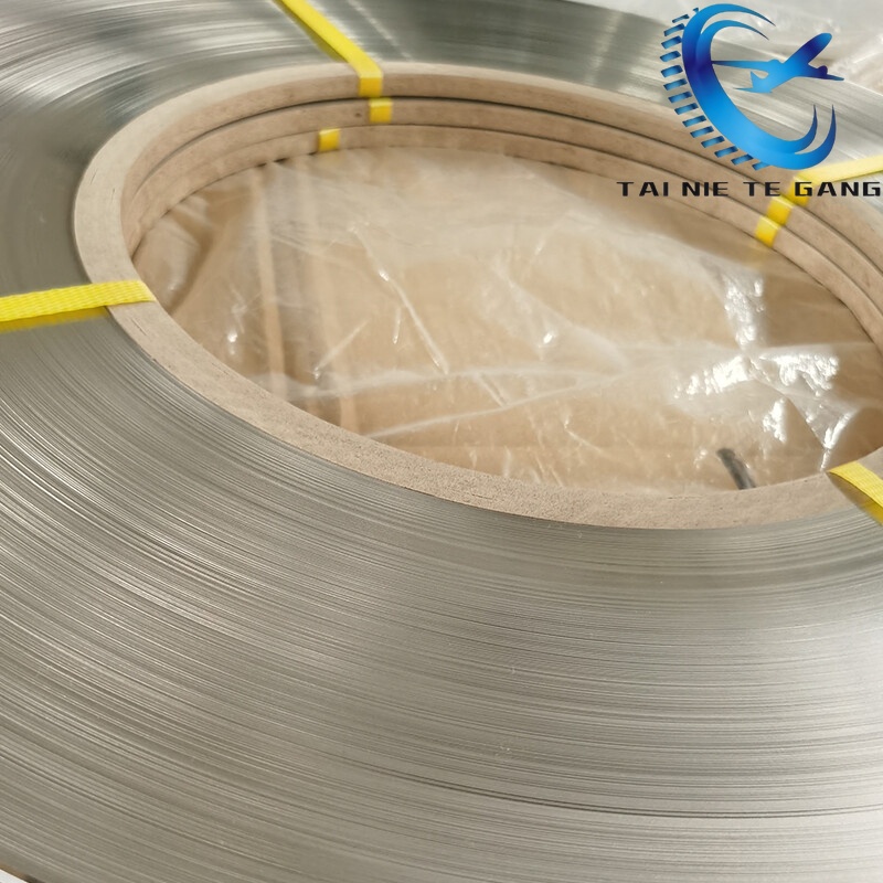 Dải thép hợp kim chính xác