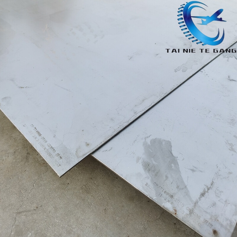 Tấm hợp kim chính xác
