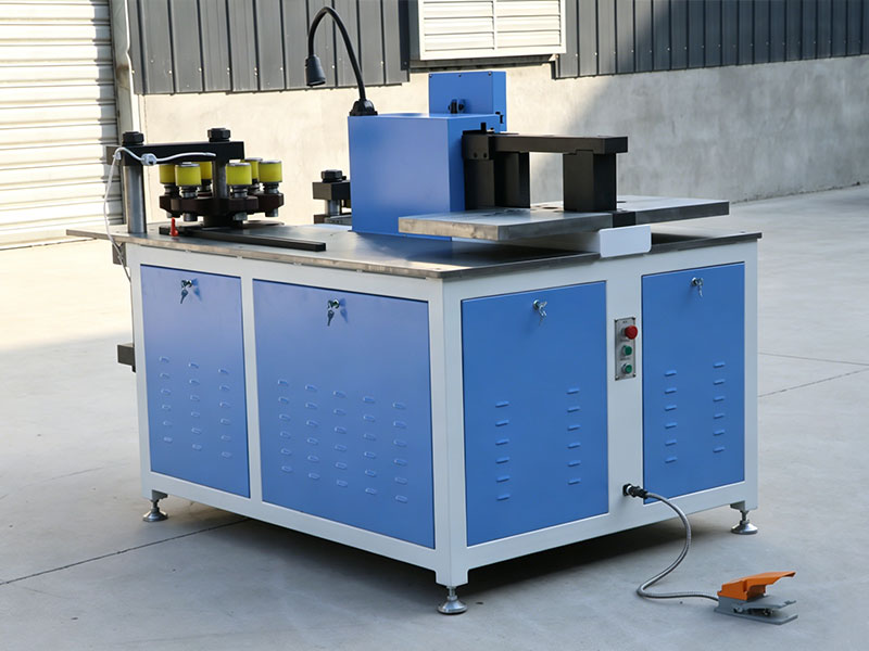 Máy uốn thanh cái CNC DXJ-30CN
