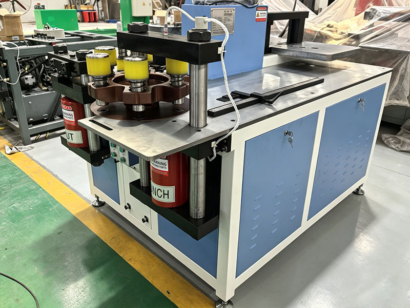 Máy uốn thanh cái CNC DXJ-30CN