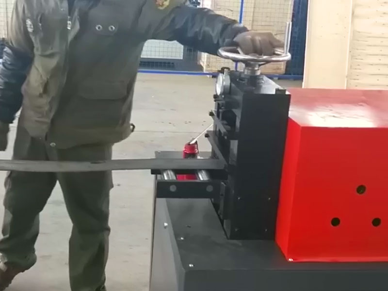 Danh sách kiểm tra bảo dưỡng dụng cụ cho việc đột và cắt thanh cái đáng tin cậy