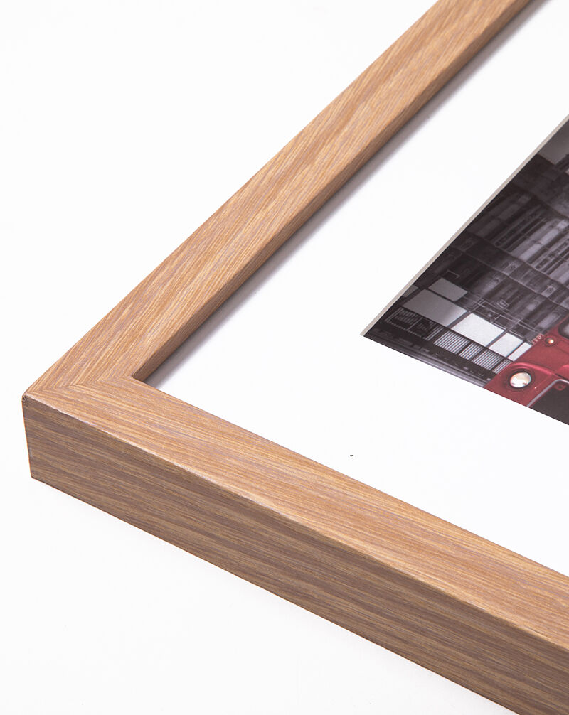 フロアフレーム