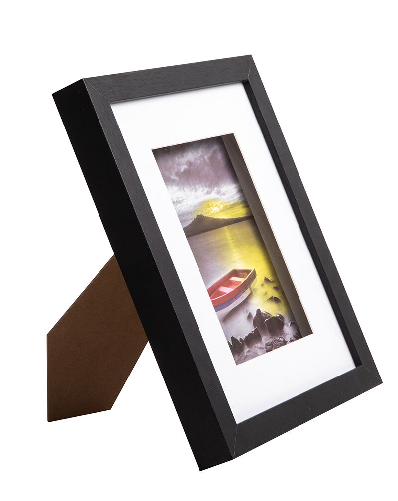 フロアフレーム