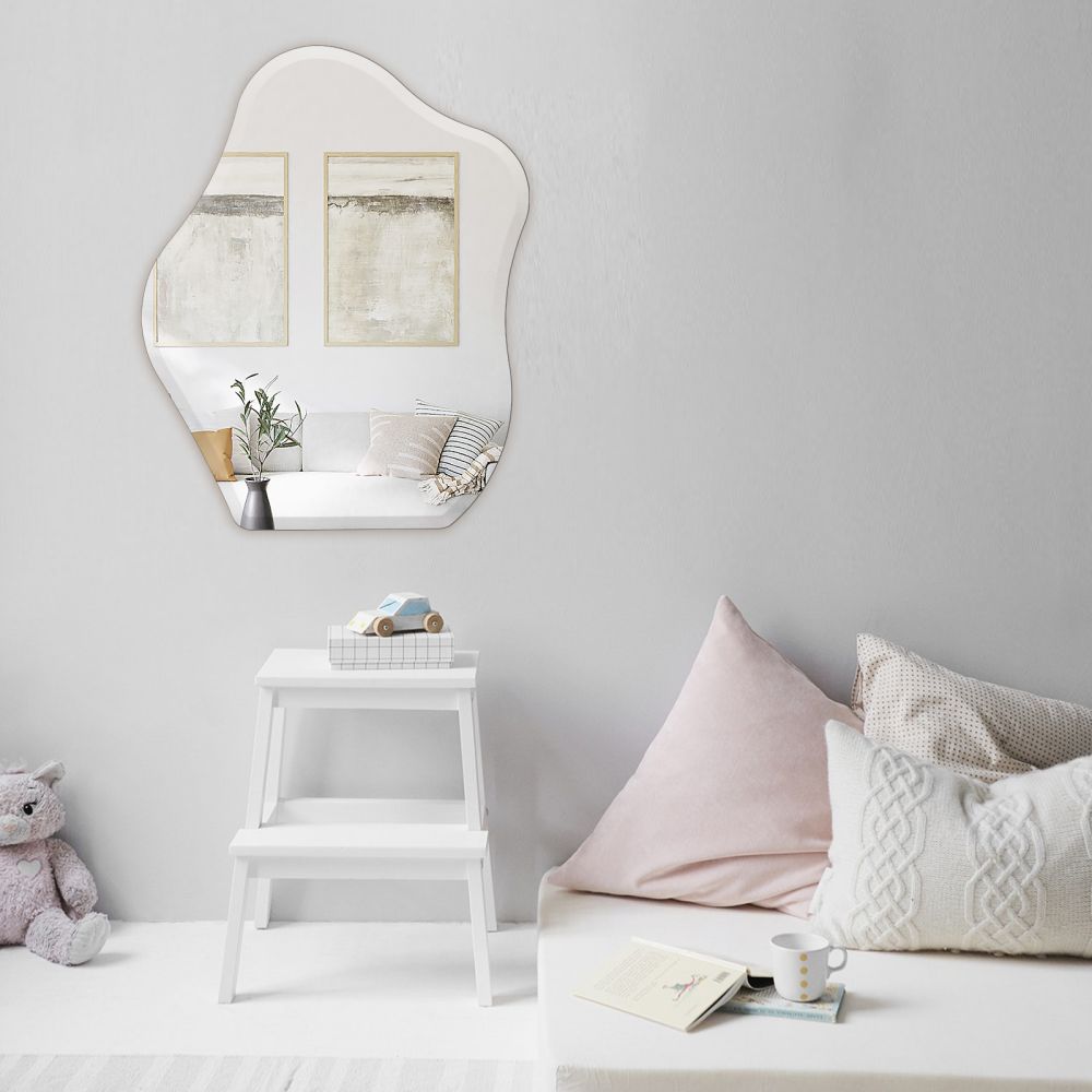 面取りされたミラークラウド