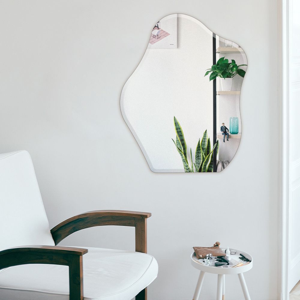 面取りされたミラークラウド