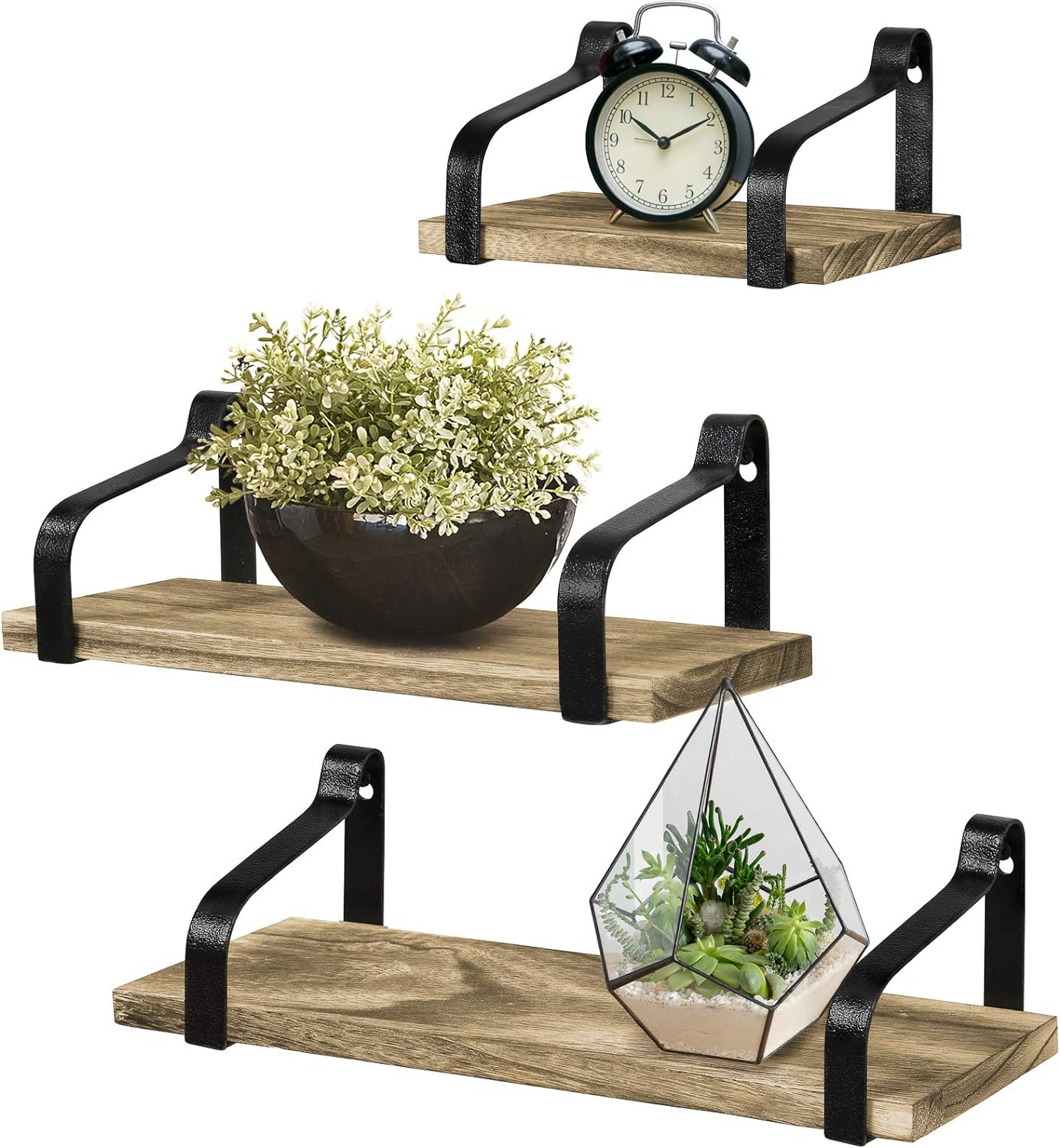 素朴なフローティングシェルフ