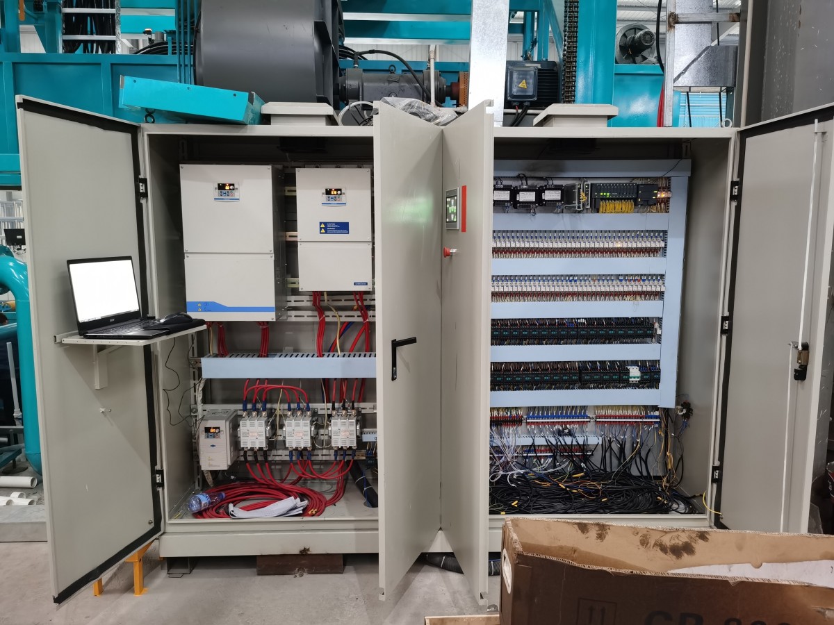 CV900G.jpg CV900G.jpg