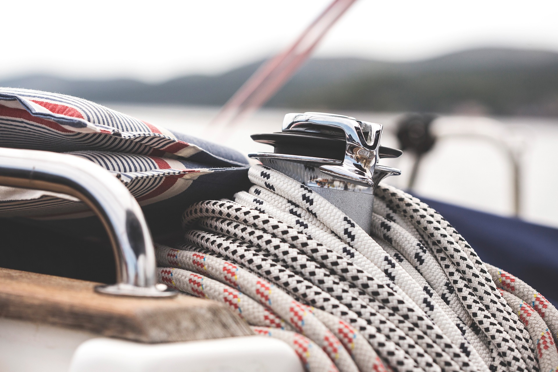 How to increase the service life of electric yacht battery