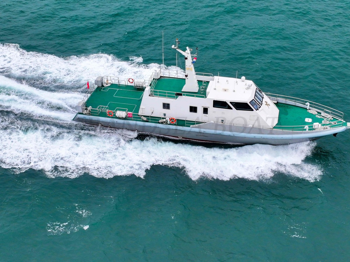 قارب دورية Grandsea بطول 31 مترًا وعالي السرعة من الألياف الزجاجية، قارب لإنفاذ القانون، سفينة دورية من FRP، قارب حكومي للبيع