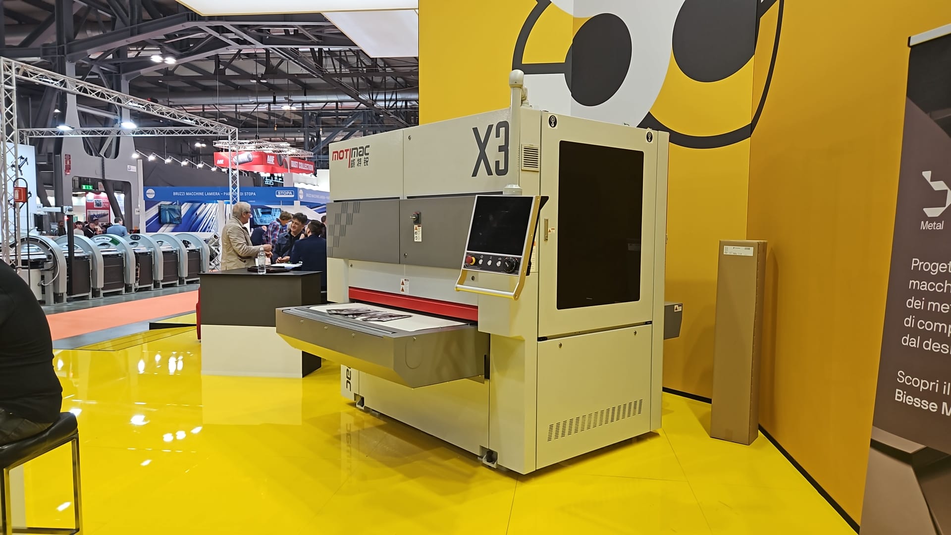 Máy mài kim loại Motimac tại Triển lãm Milan!