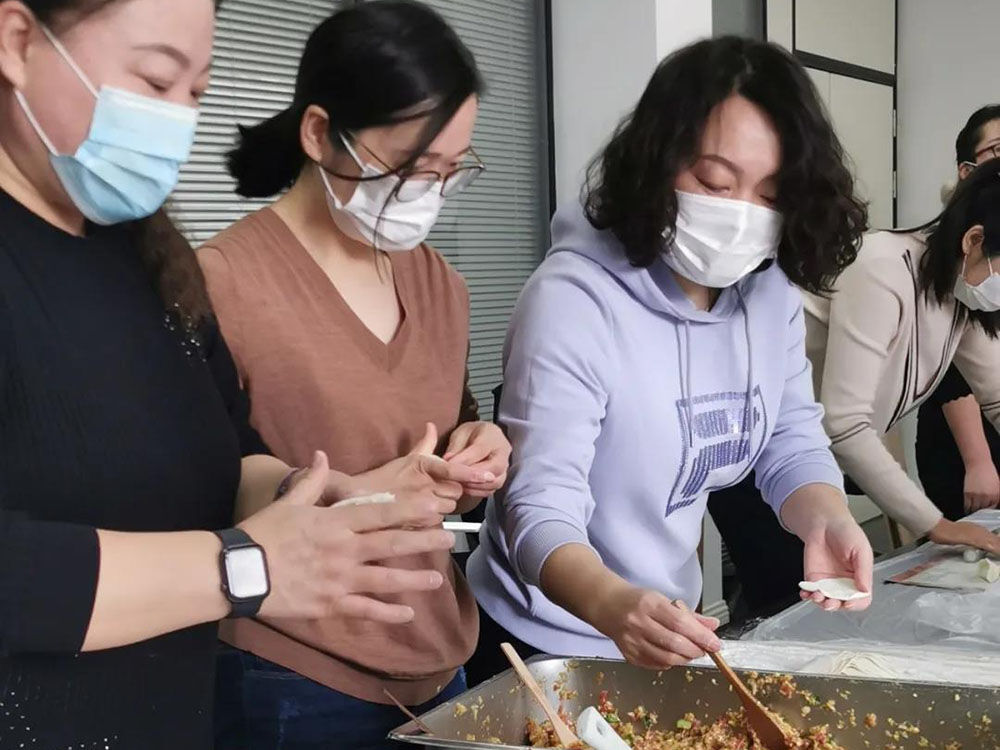 [Xiao Nian] "Ngon nhưng có bánh bao",