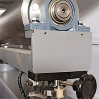 Tại sao nên chọn máy chà nhám đai rộng cho các dự án chế biến gỗ?