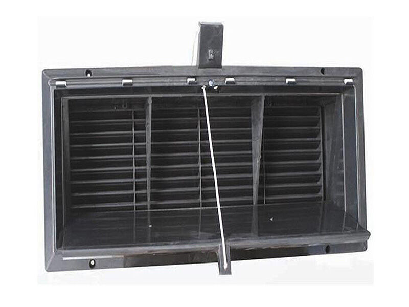 Breeding ventilation window