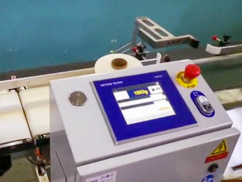 وزن المخروط الفردي M / C