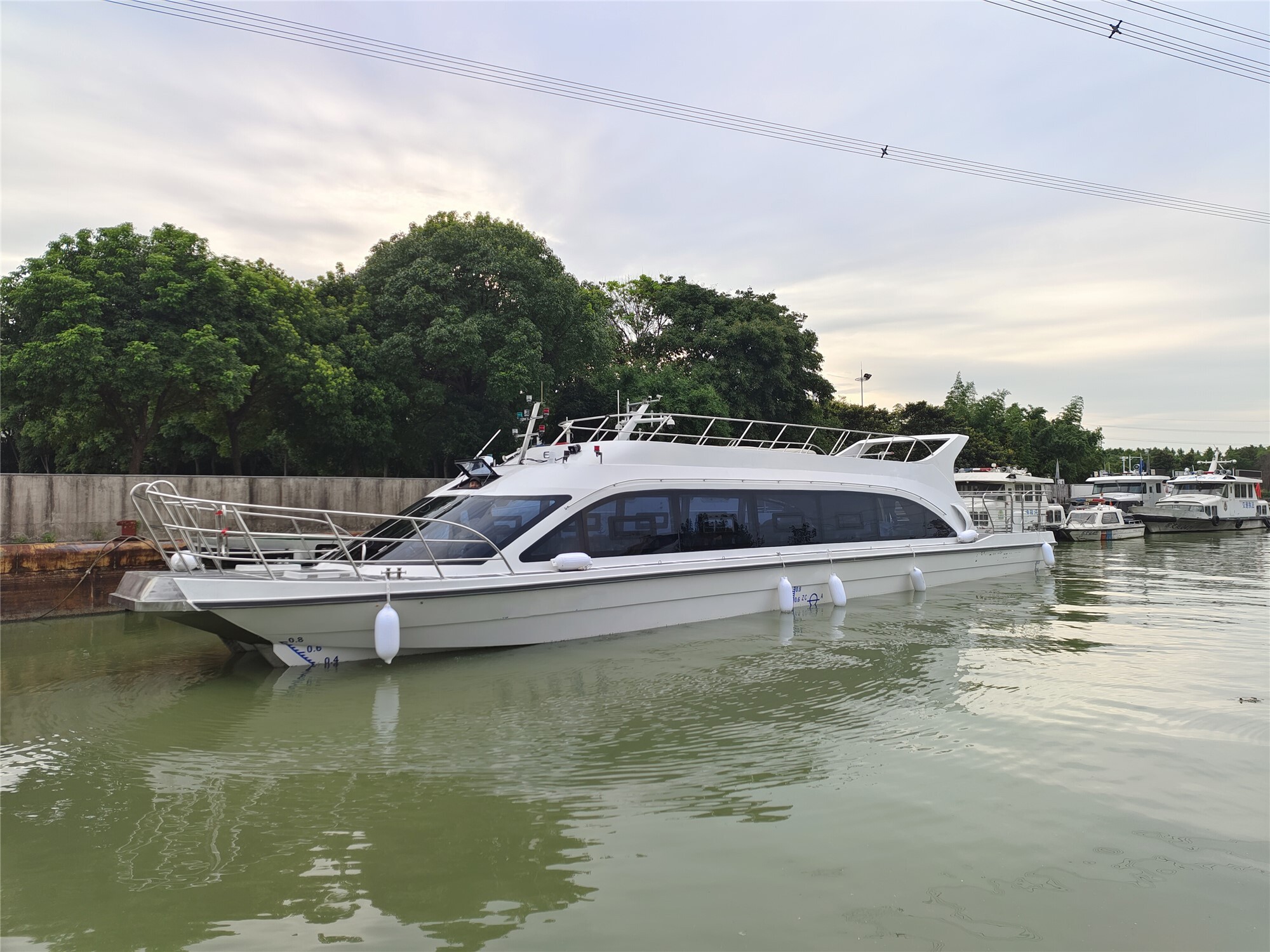 Grandsea 22m FRP 100persons ديزل داخل البحر الساحلي البحر سريع السرعة قارب الركاب للبيع