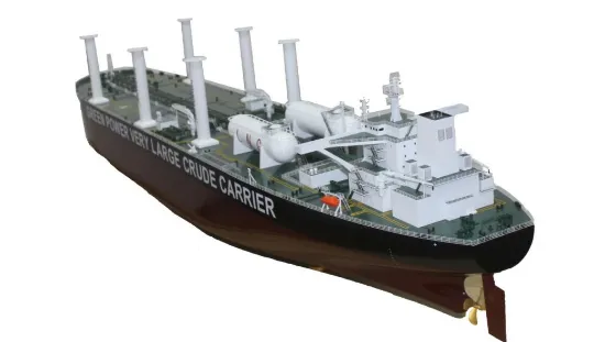 لماذا تحتوي السفن البحرية على محرك واحد ومروحة واحدة، بينما تحتوي السفن النهرية على محركين ومروحتين؟