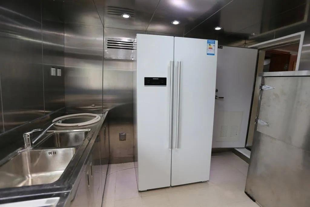 Grandsea 30.8 م قارب صيد فاخر مستعمل فاخر بمقصورة مستعملة وقارب صيد للمتعة