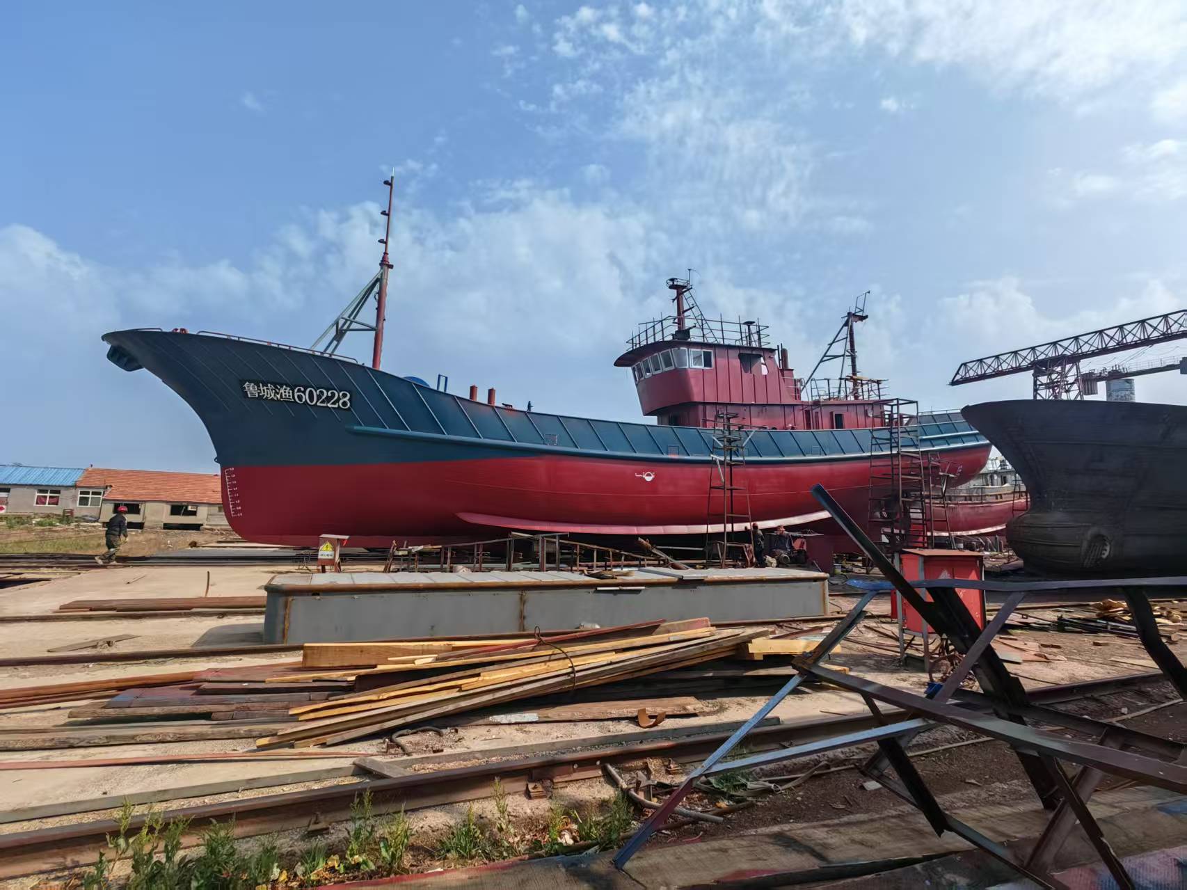 110 قدم/34 متر سفينة صيد فولاذية في أعماق البحار مع ثلاجة للبيع