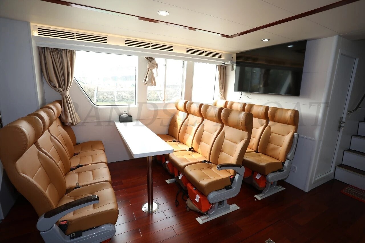 زورق دورية زورق دورية زجاجي من الألياف الزجاجية بطول 34.6 متر للبيع