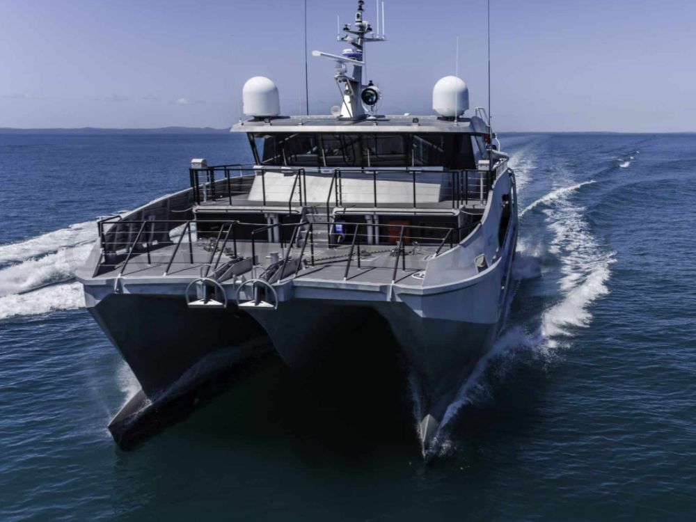 جراند سي 24 م 280 باكس كاتاماران تجاري لنقل الركاب للبيع