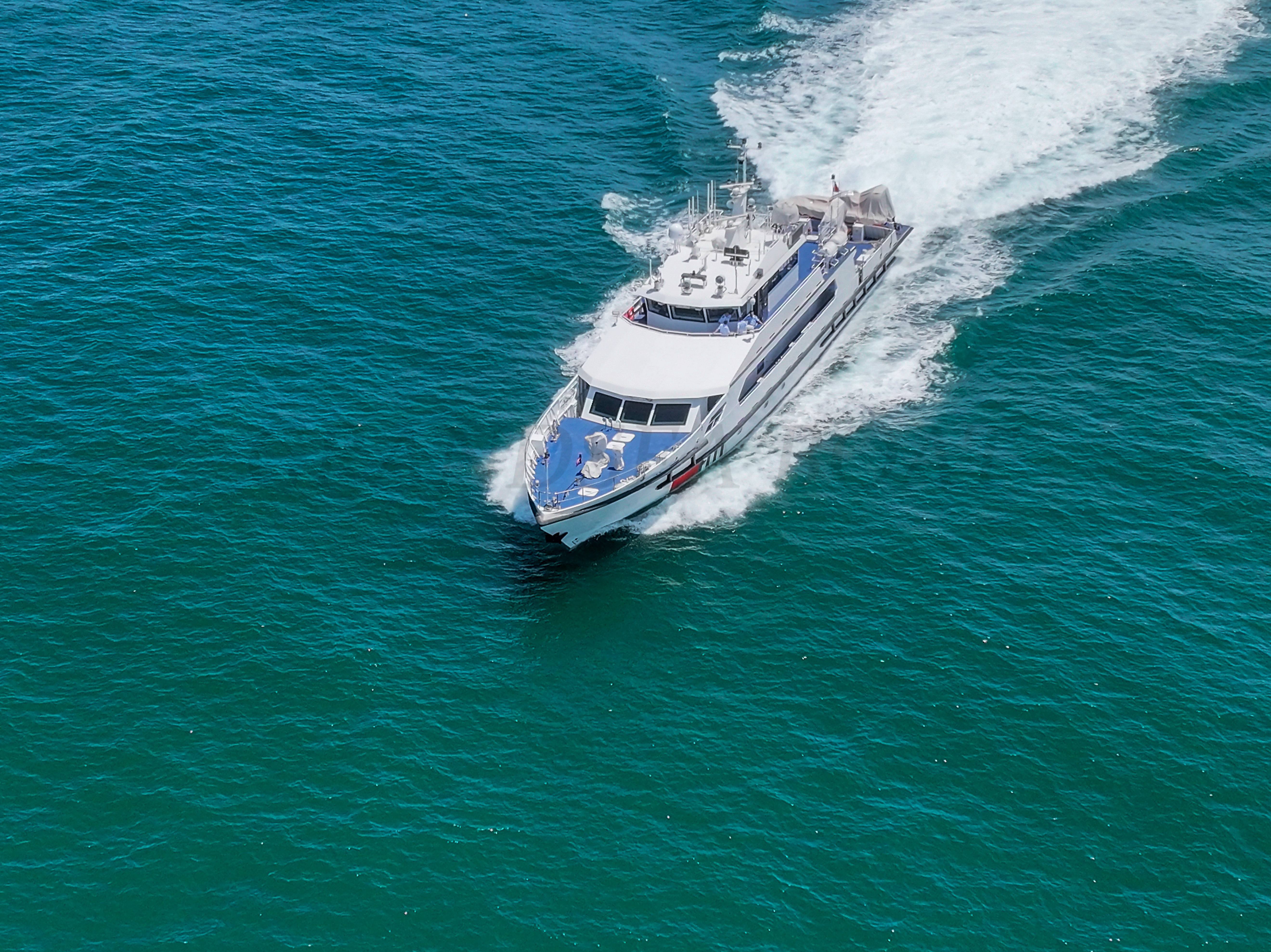 قارب شرطة من الألومنيوم بطول 27m من Grandsea وقارب خفر السواحل للبيع 