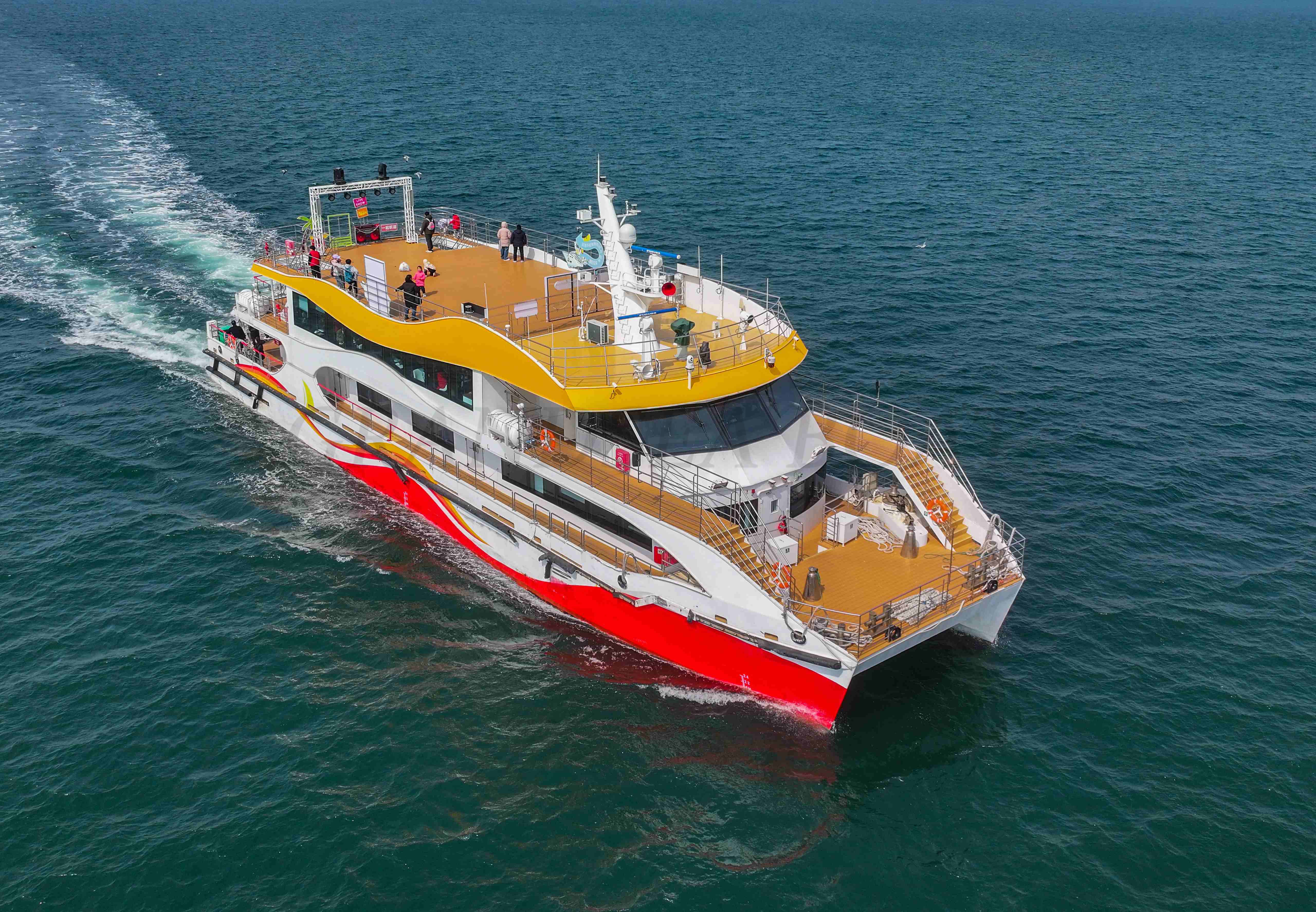 قارب حفلات ألمنيوم Grandsea بطول 35 مترًا و200 مقعد، قارب رحلات عشاء وسياحة للبيع