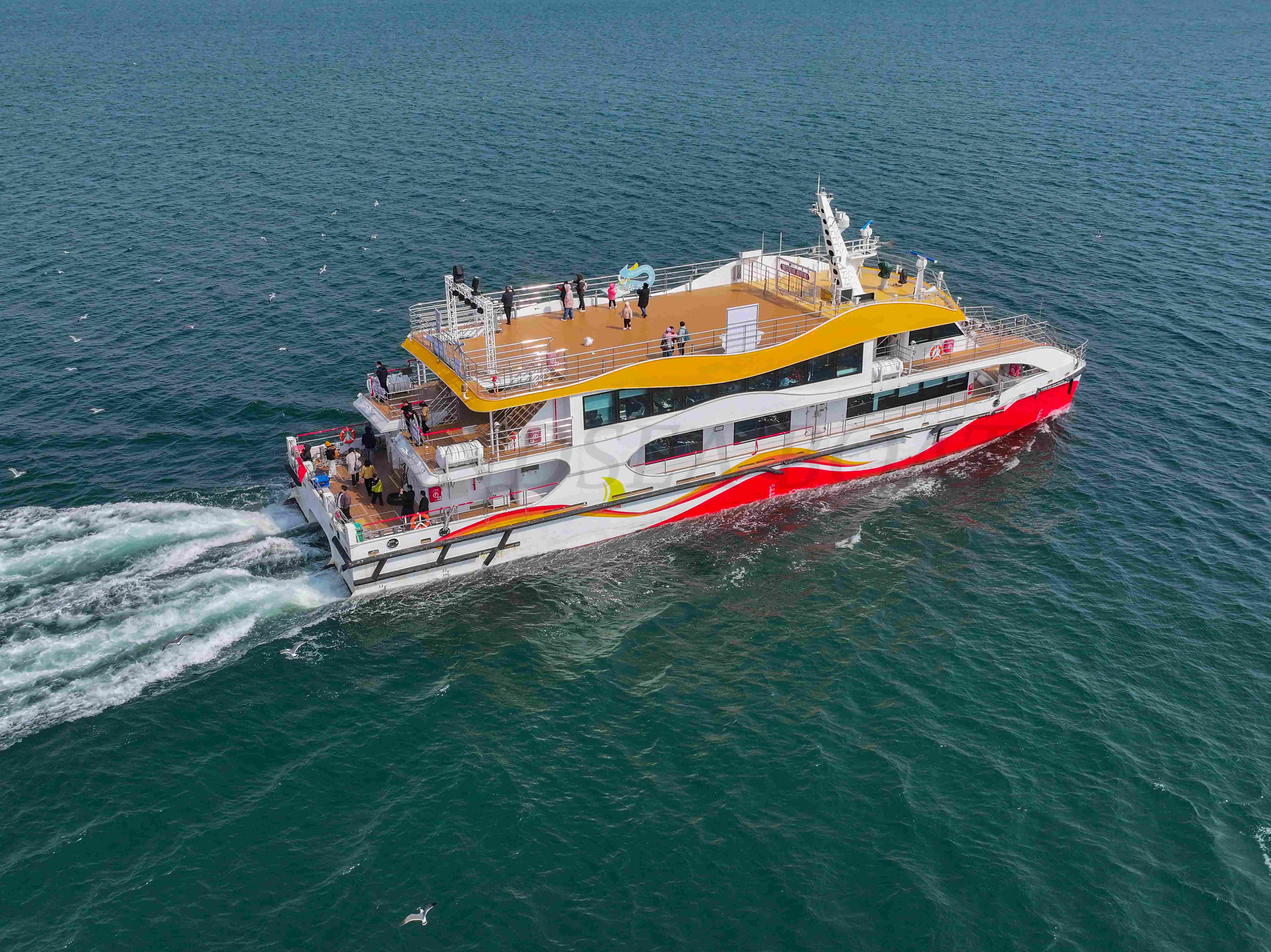 قارب حفلات ألمنيوم Grandsea بطول 35 مترًا و200 مقعد، قارب رحلات عشاء وسياحة للبيع