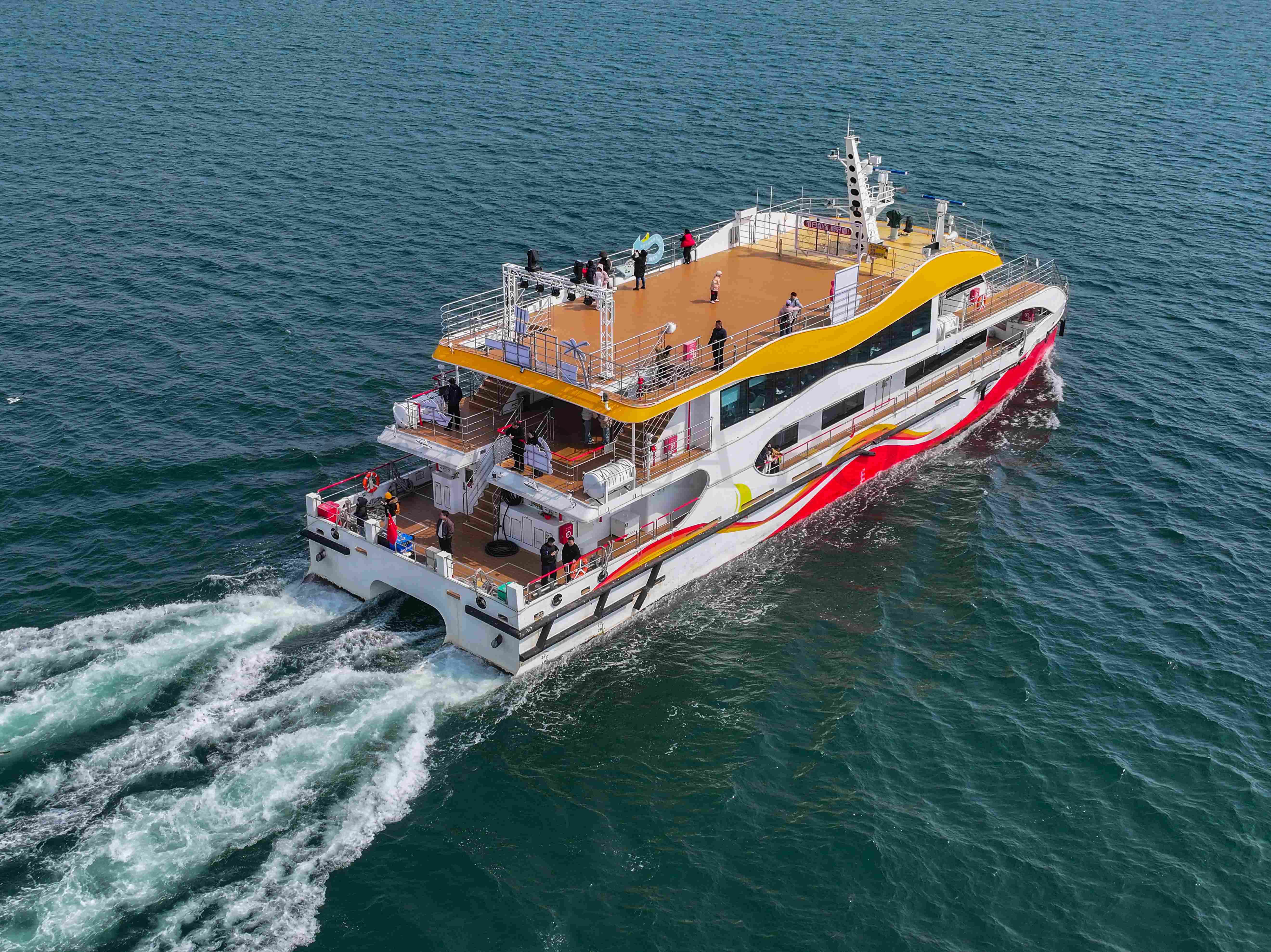 قارب حفلات ألمنيوم Grandsea بطول 35 مترًا و200 مقعد، قارب رحلات عشاء وسياحة للبيع