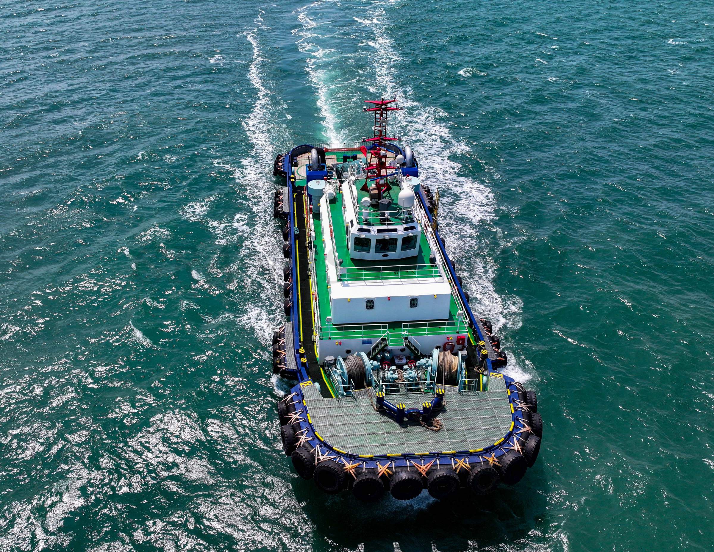 قارب القطر Grandsea بطول 39 مترًا، قارب عمل للقطر من حوض بناء السفن، بقوة سحب على الحاجز تبلغ 87 طنًا، للبيع
