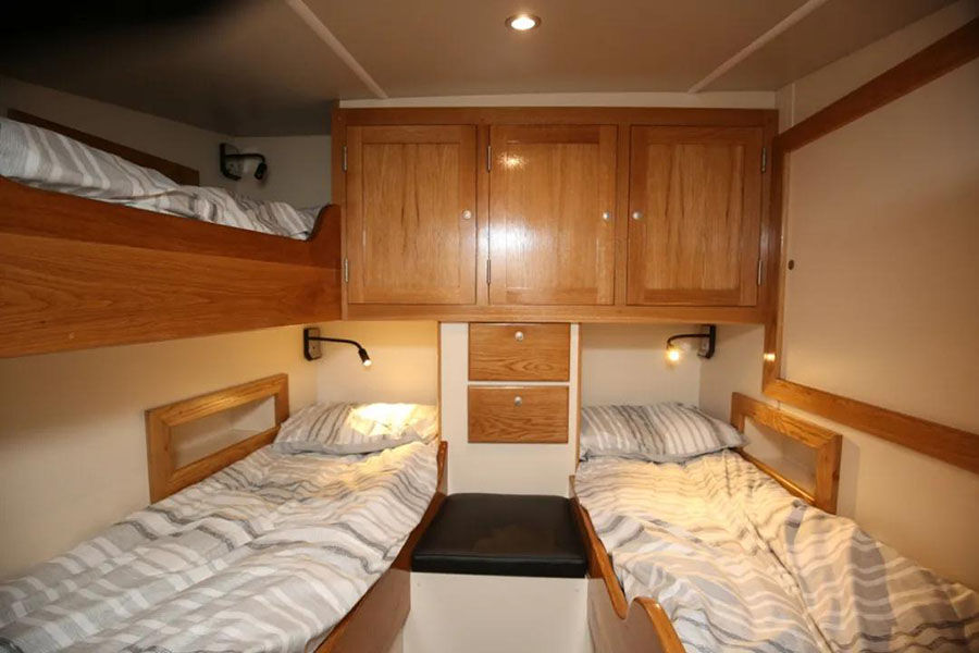 تمت الموافقة على مبنى جديد من فئة BV ، 73 قدمًا ، قارب صيد ستيرن التجاري من أعماق البحار ، للبيع