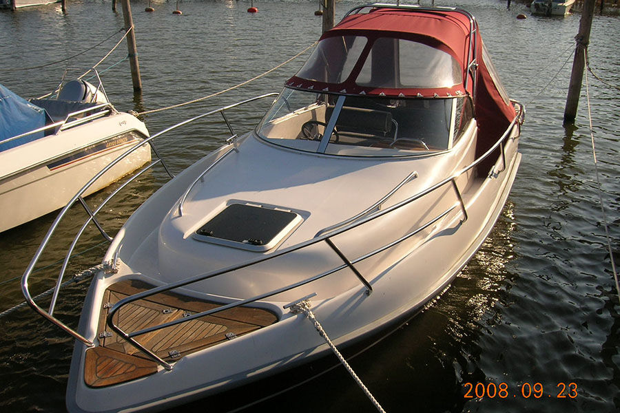 23ft Fiberglass speed Cabin Cruiser Boats للبيع