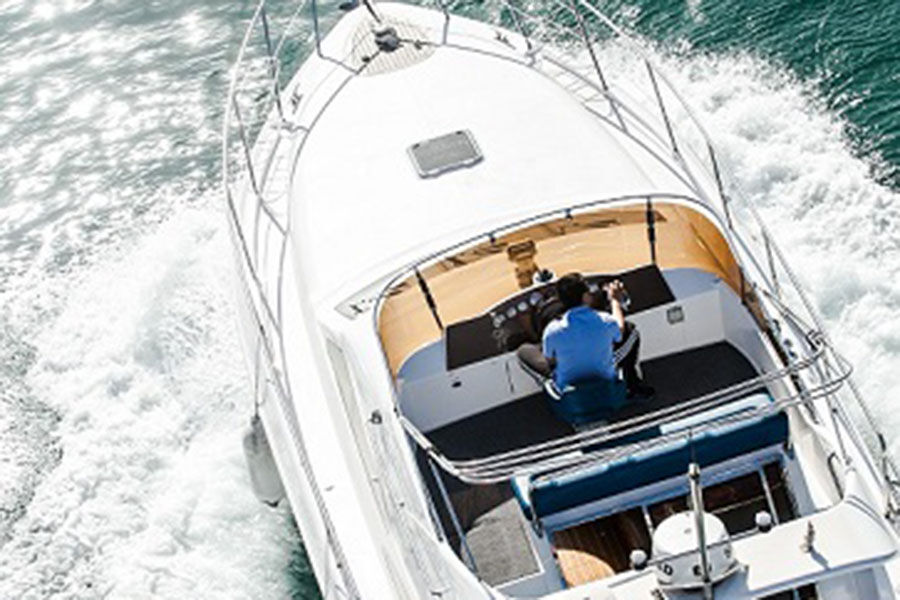 فاخر سرعة المقصورة كروزر قارب الرياضة يخت للبيع