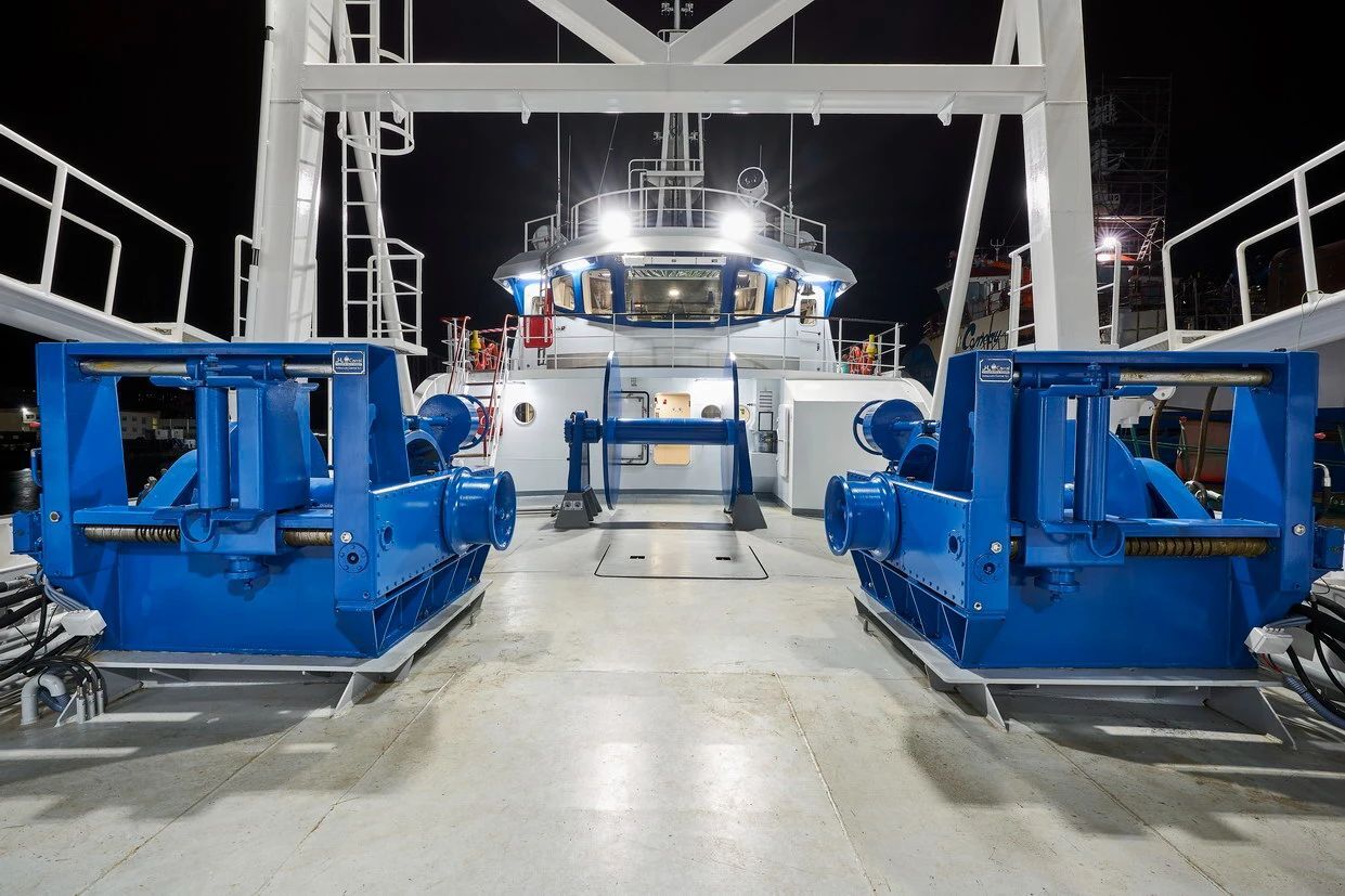 37 م قارب صيد تجاري سفينة صيد ذات طابقين