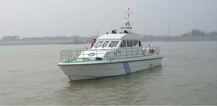 Grandsea 18m زورق دورية للشرطة وصيد الأسماك من الألياف الزجاجية أحادي اللون للبيع