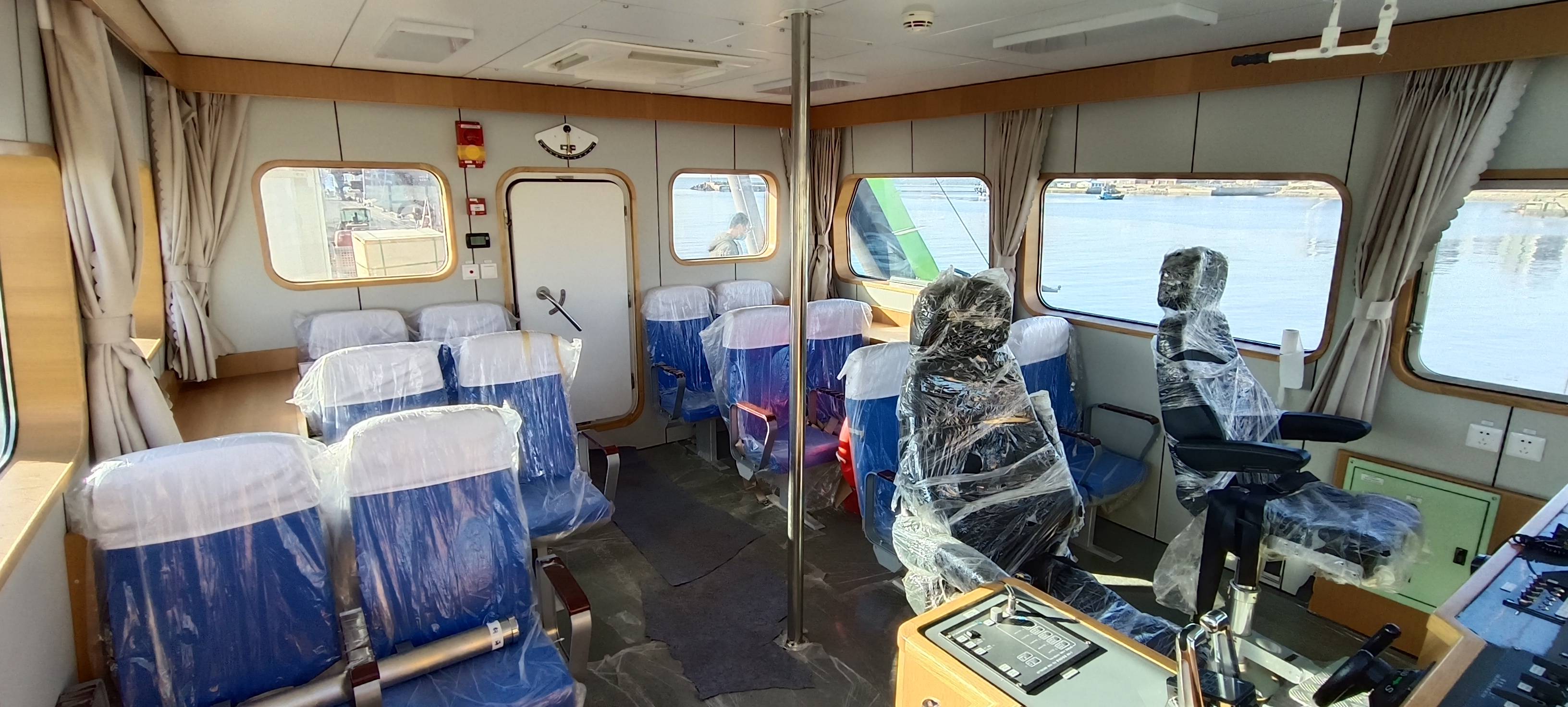 قارب تجريبي من الألياف الزجاجية Grandsea 21 م للبيع