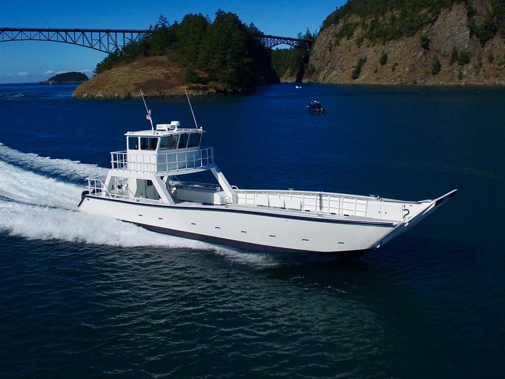 قارب هبوط من الألومنيوم بطول 20 مترًا للبيع